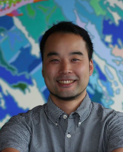 小谷英介